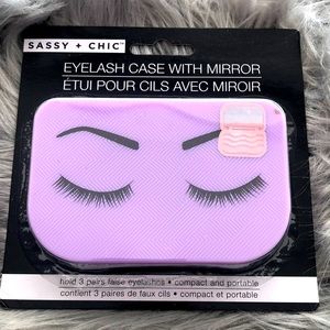 Sassy and Chic portable eye lash holder with mirror. New.